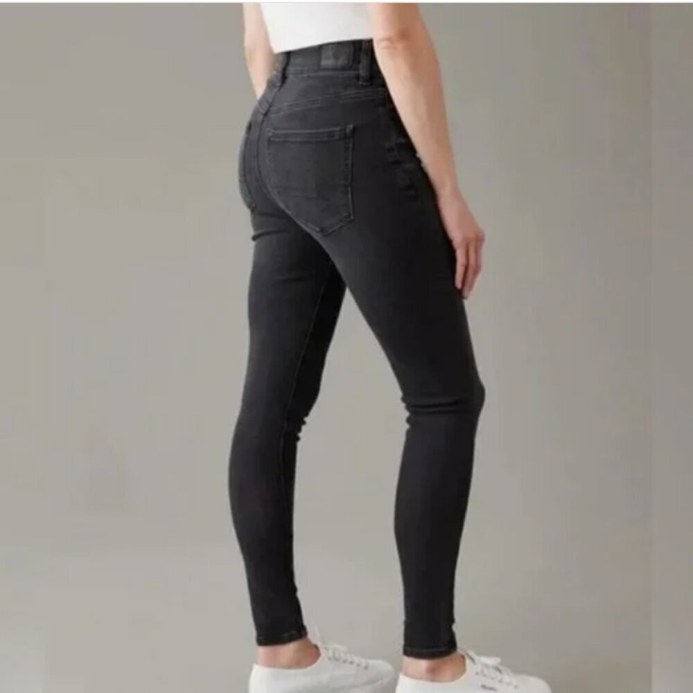 American Eagle Super High-Rise Jegging Black Size 20 Long NWT